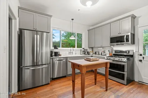 2429 Pineridge Road Jacksonville FL 32207