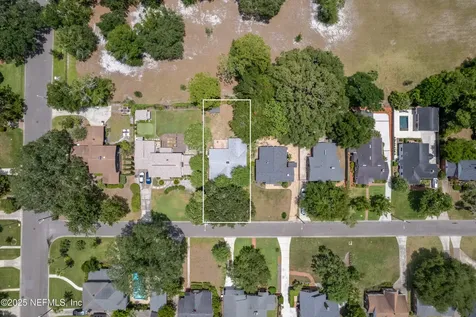 2429 Pineridge Road Jacksonville FL 32207