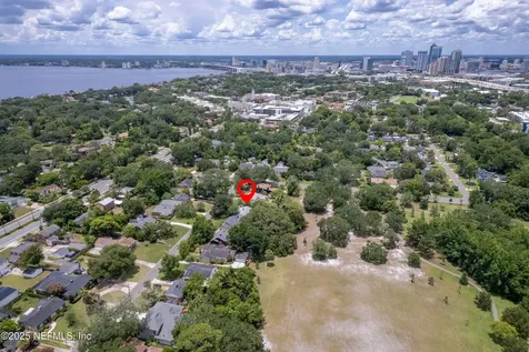 2429 Pineridge Road Jacksonville FL 32207