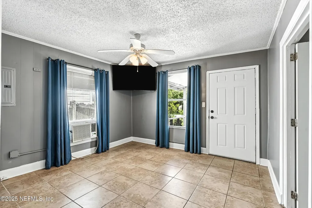 3840 Adirolf Road Jacksonville FL 32207