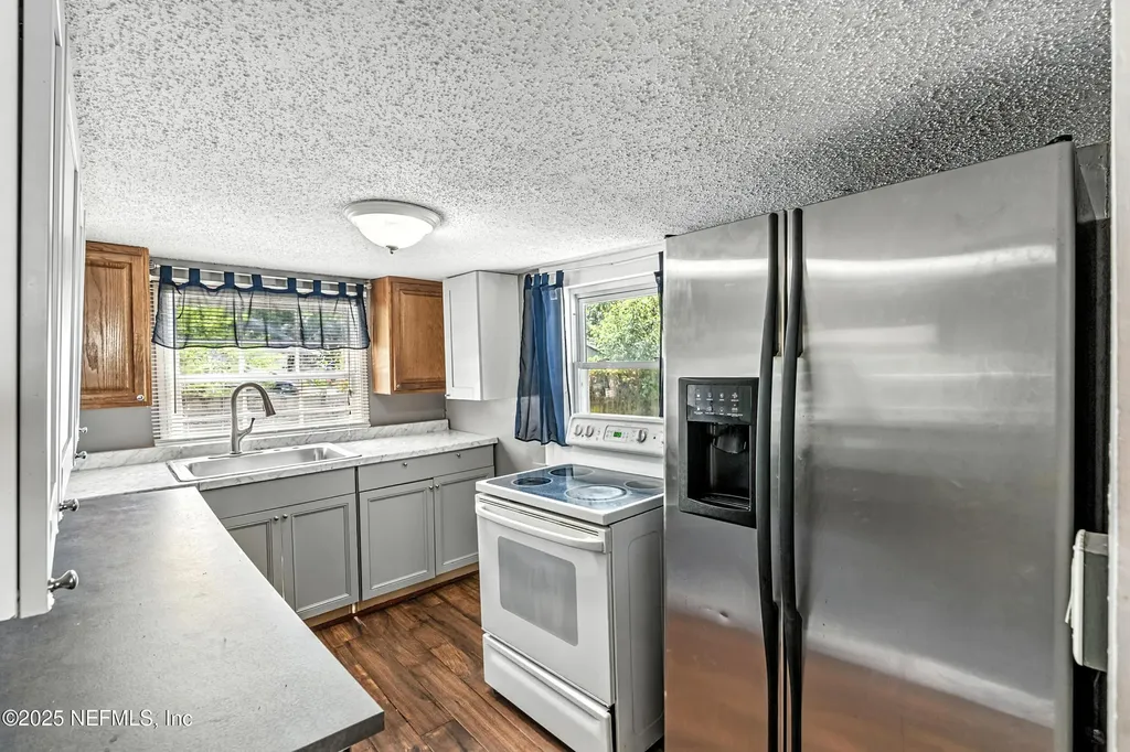 3840 Adirolf Road Jacksonville FL 32207