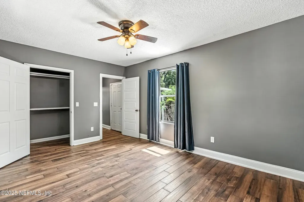 3840 Adirolf Road Jacksonville FL 32207