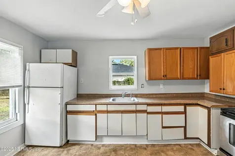 3840 Adirolf Road Jacksonville FL 32207