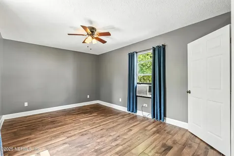 3840 Adirolf Road Jacksonville FL 32207
