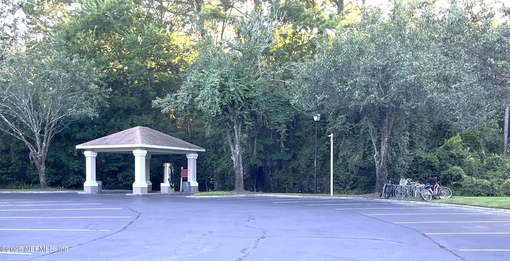 10550 Baymeadows Road Jacksonville FL 32256