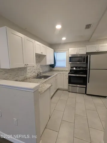 1053 Kenmore Street Jacksonville FL 32208