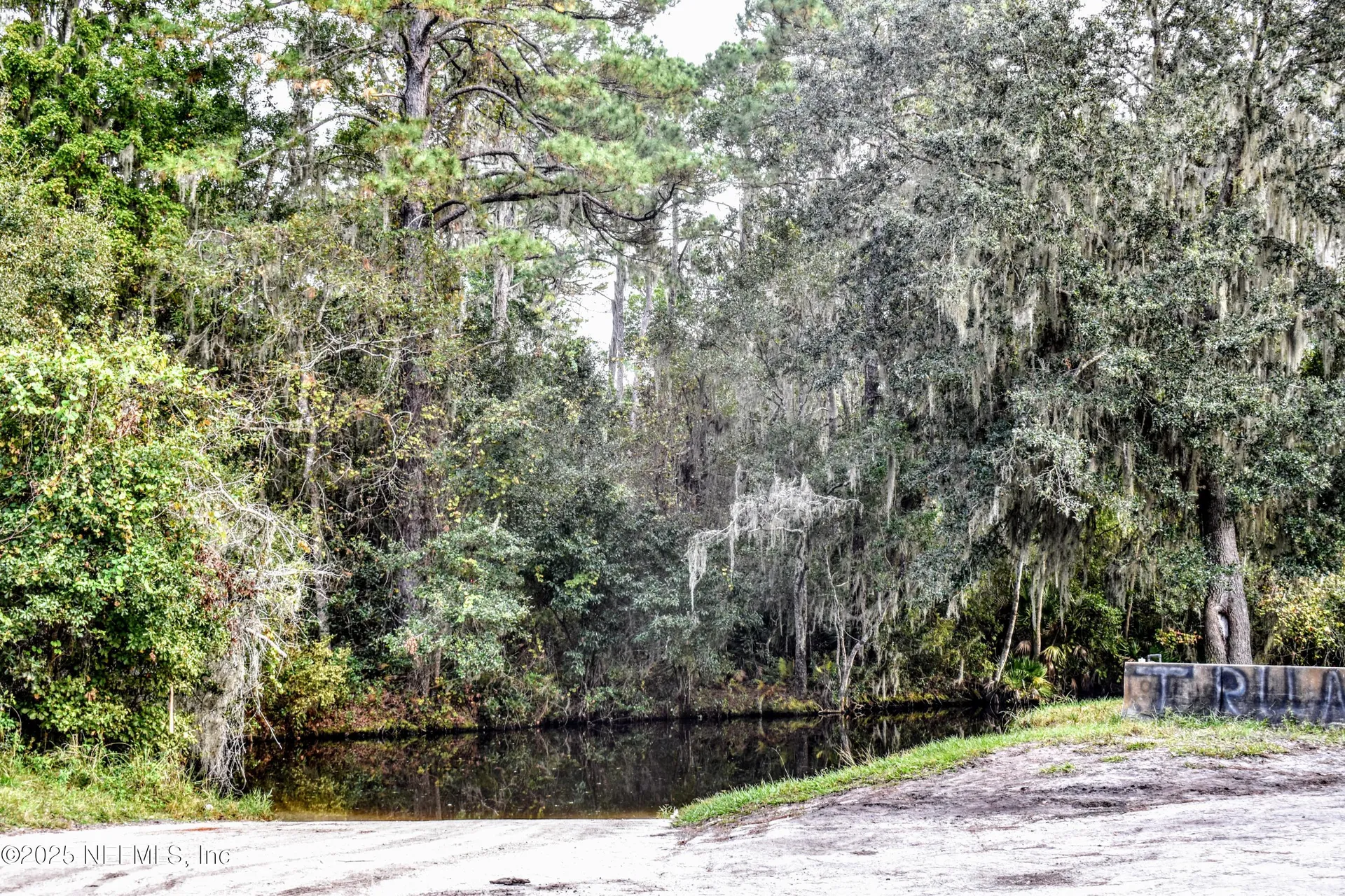 106 Flora Terrace Florahome FL 32140