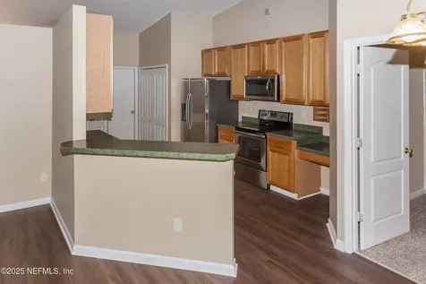 1282 Summit Oaks Drive E Jacksonville FL 32221