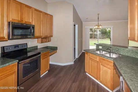 1282 Summit Oaks Drive E Jacksonville FL 32221