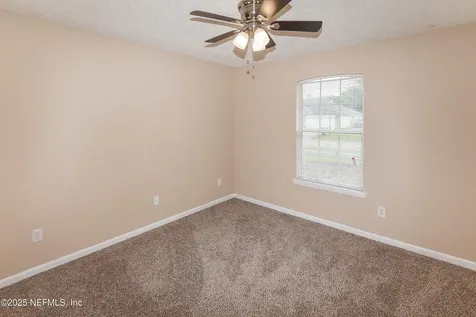 1282 Summit Oaks Drive E Jacksonville FL 32221