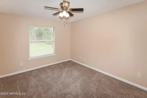 1282 Summit Oaks Drive E Jacksonville FL 32221
