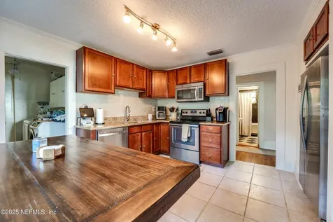 3878 Valencia Road Jacksonville FL 32205