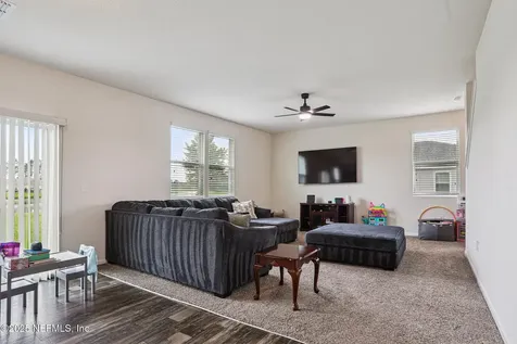 6829 Hanford Street Jacksonville FL 32219