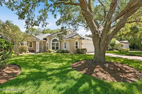 12759 Avalon Cove Drive N Jacksonville FL 32224