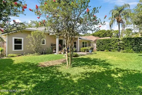 12759 Avalon Cove Drive N Jacksonville FL 32224
