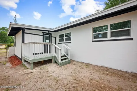 8611 Nassau Road Jacksonville FL 32208