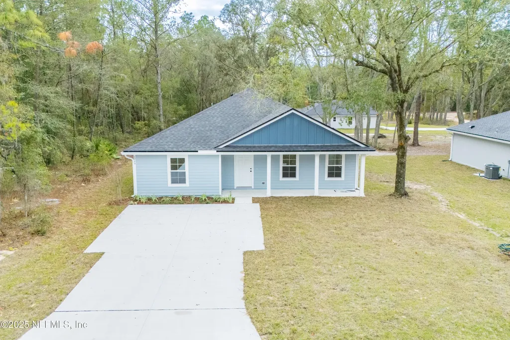 1264 Coral Farms Road Florahome FL 32140