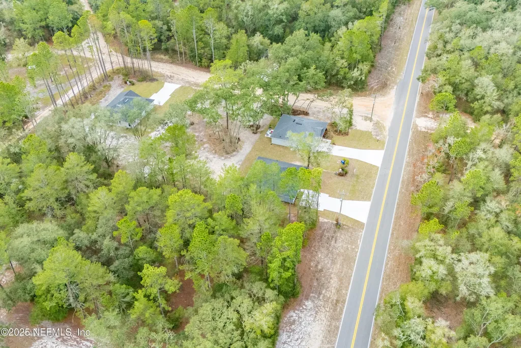 1264 Coral Farms Road Florahome FL 32140