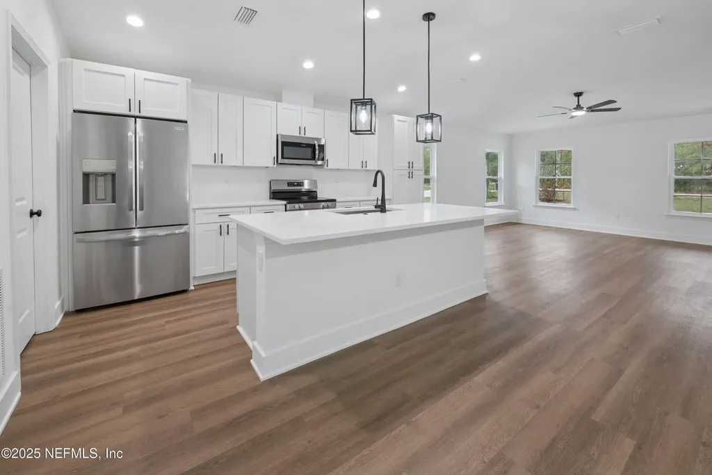 1264 Coral Farms Road Florahome FL 32140