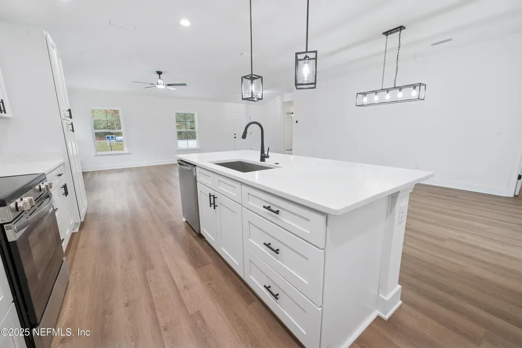 1264 Coral Farms Road Florahome FL 32140