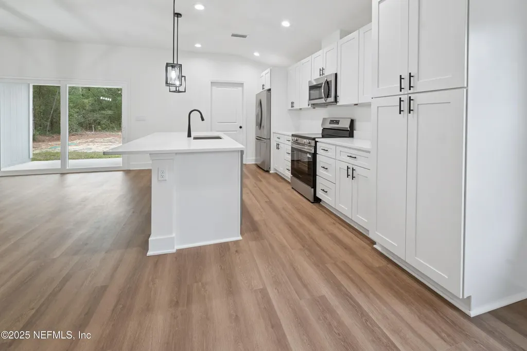 1264 Coral Farms Road Florahome FL 32140