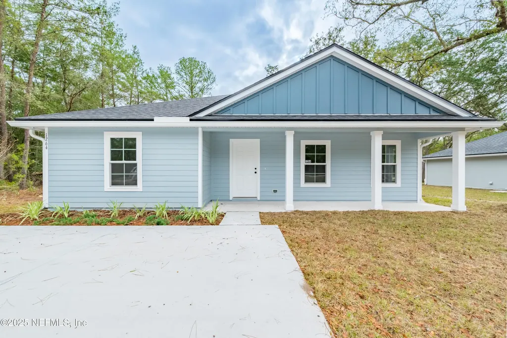 1264 Coral Farms Road Florahome FL 32140