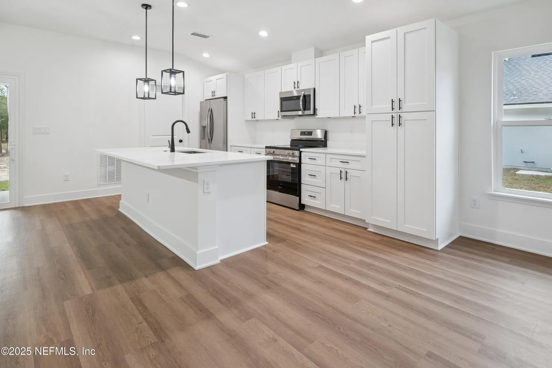1264 Coral Farms Road Florahome FL 32140