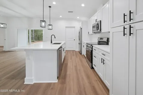 1264 Coral Farms Road Florahome FL 32140