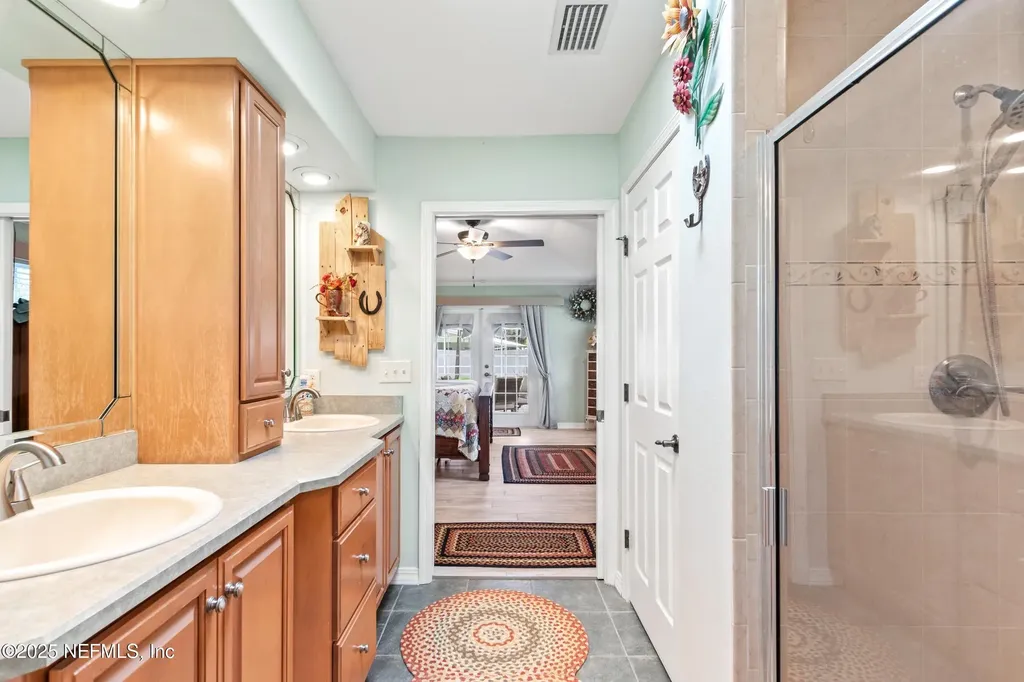 102 Street Johns Boulevard East Palatka FL 32131