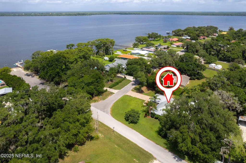 102 Street Johns Boulevard East Palatka FL 32131