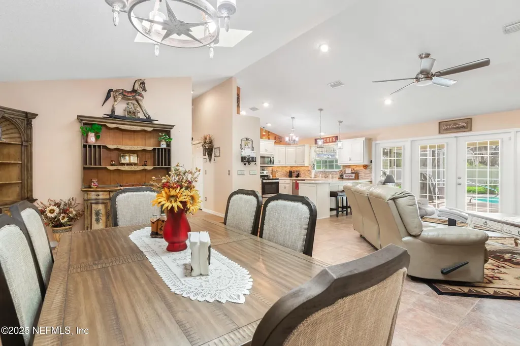 102 Street Johns Boulevard East Palatka FL 32131