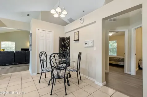 2764 Acorn Park Drive N Jacksonville FL 32218
