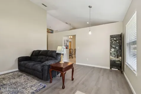 2764 Acorn Park Drive N Jacksonville FL 32218