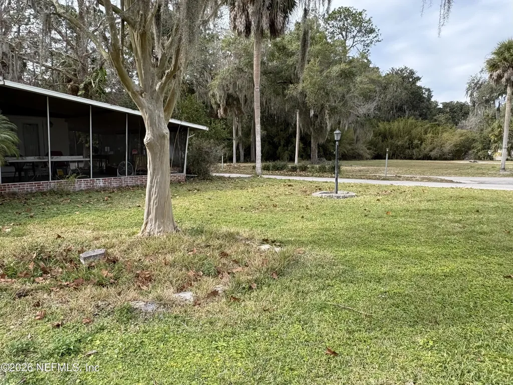 101 S Geraldo Road East Palatka FL 32131