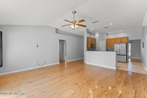 1333 Lindseys Crossing Drive Jacksonville FL 32218