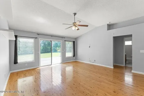 1333 Lindseys Crossing Drive Jacksonville FL 32218