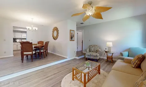 11043 Whistlewood Court Jacksonville FL 32225
