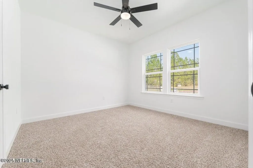 9281 Dolphin Street Sanderson FL 32087
