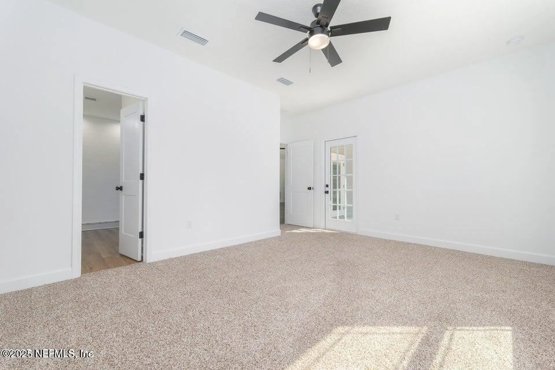 9281 Dolphin Street Sanderson FL 32087