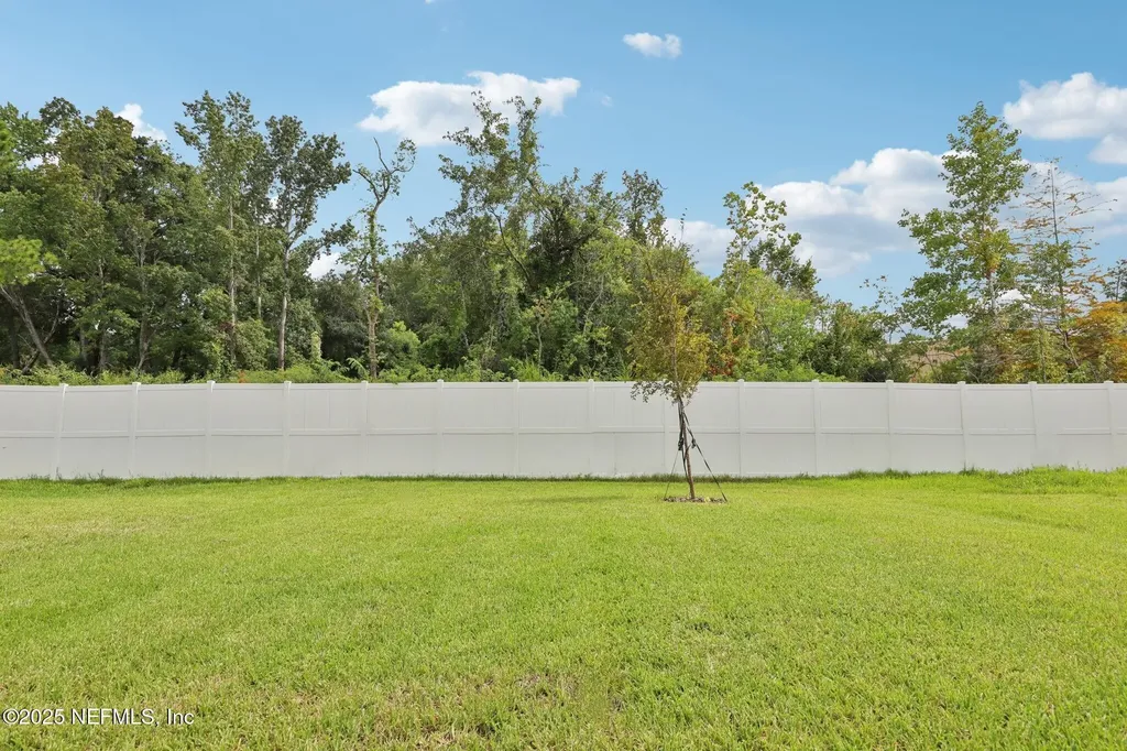 7335 Queensgate Circle Jacksonville FL 32219