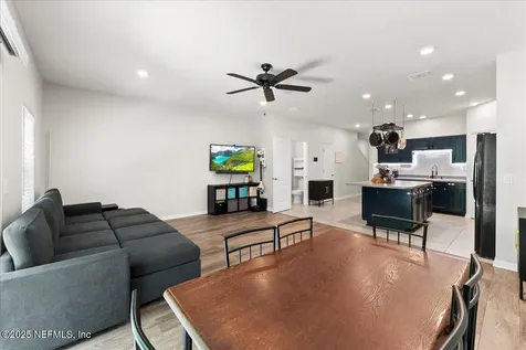 10560 Madrone Cove Court Jacksonville FL 32218