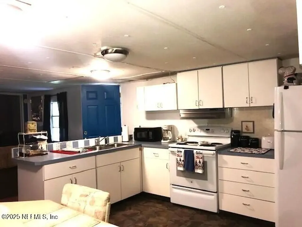 208 Tarpon Boulevard Palatka FL 32177