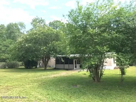 208 Tarpon Boulevard Palatka FL 32177