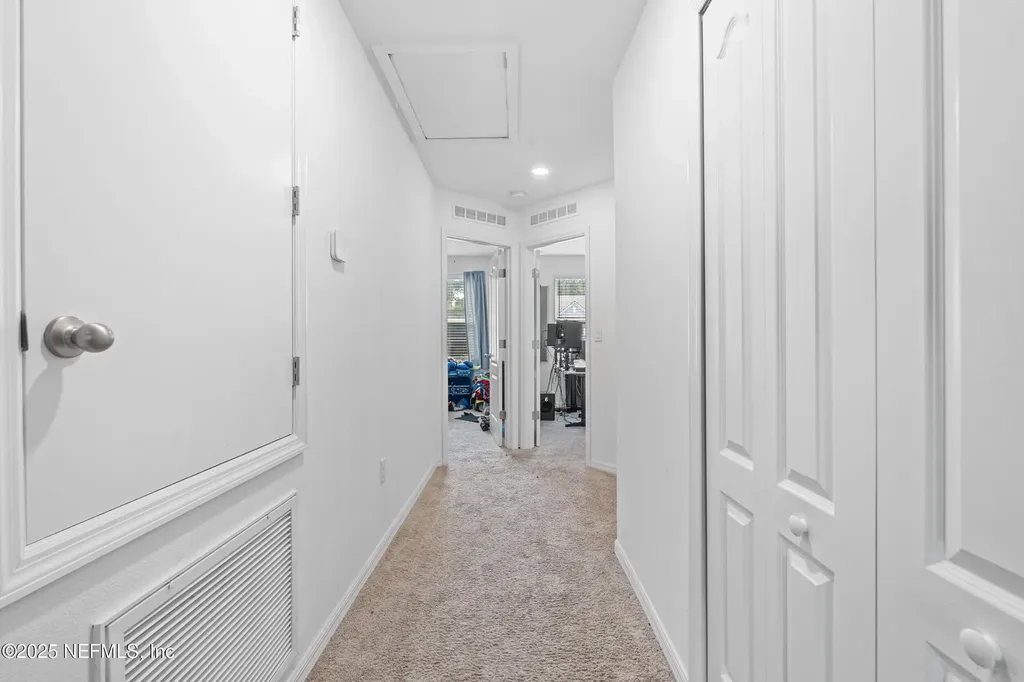 10553 Madrone Cove Court Jacksonville FL 32218