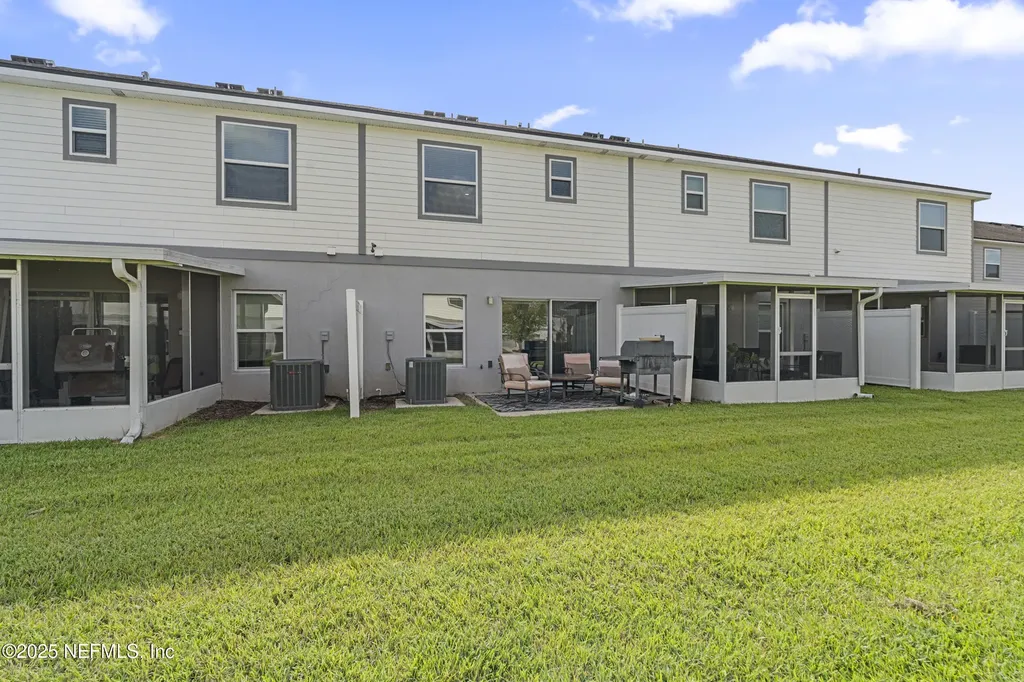 10553 Madrone Cove Court Jacksonville FL 32218