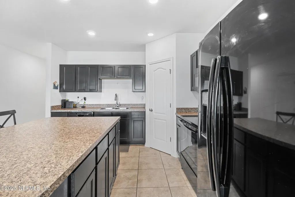 10553 Madrone Cove Court Jacksonville FL 32218