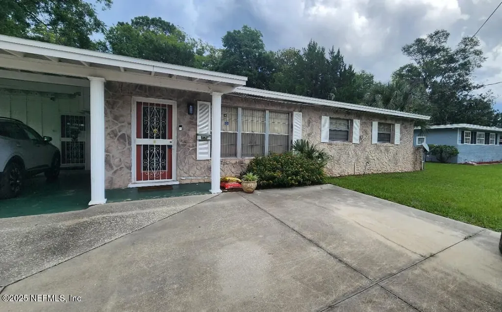 4815 Clyde Drive Jacksonville FL 32208
