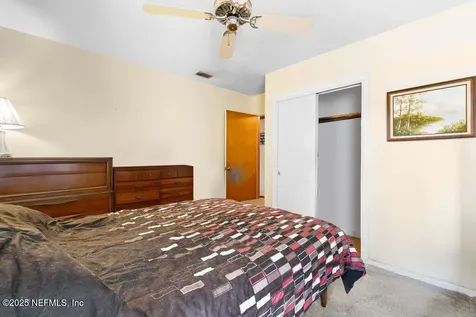 2305 Broward Road Jacksonville FL 32218