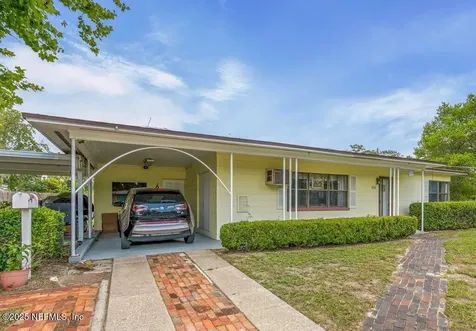 2305 Broward Road Jacksonville FL 32218