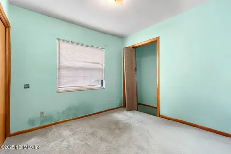 2305 Broward Road Jacksonville FL 32218